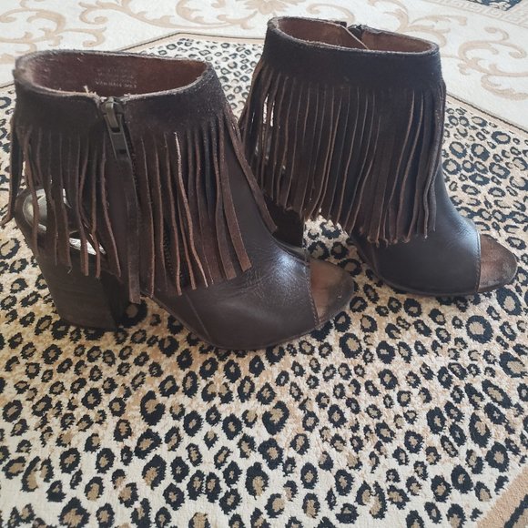 Diba True In Tern Brown Leather Fringe Booties - 7 - Picture 1 of 7